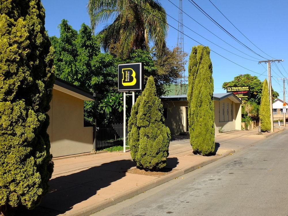 פורט פירי Travelway Motel מראה חיצוני תמונה